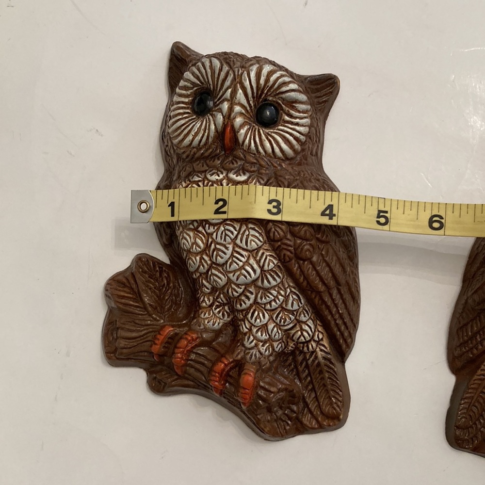 Vintage plastic owls wall hanging - Picture 7 of 8